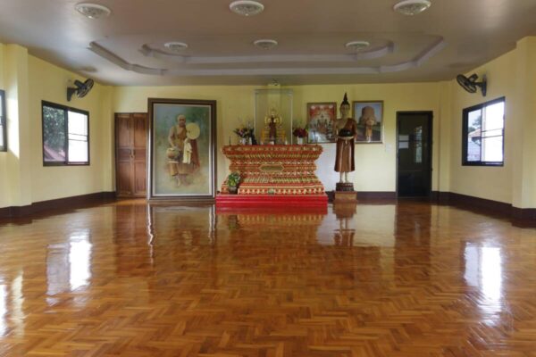 Vipassana Meditation Center at Wat Chomtong